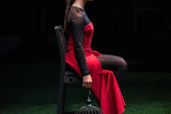 MISS JULIE